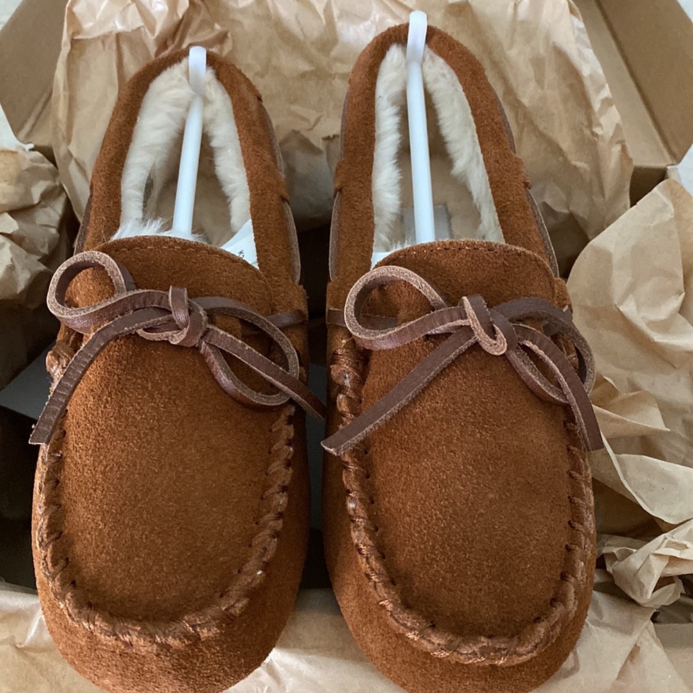 Kids Caramel Suede Slippers